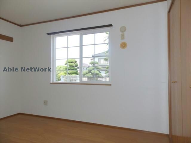 物件内観写真10　(類似物件反転)