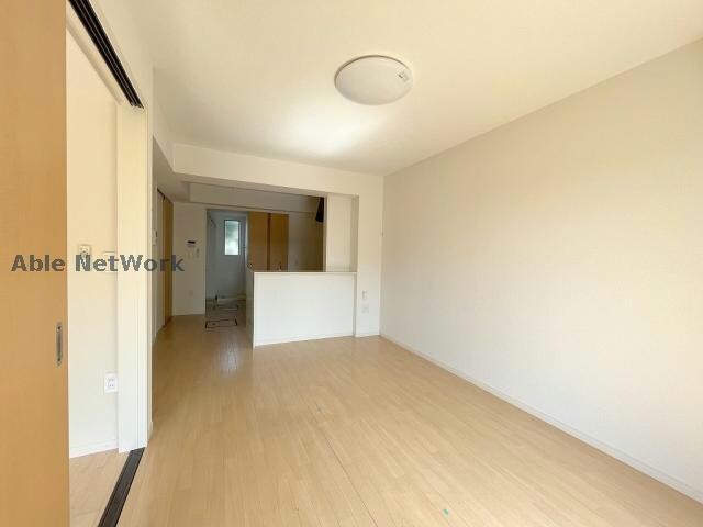 物件内観写真8　(反転タイプ)