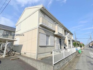 フローラルハイツE外観写真