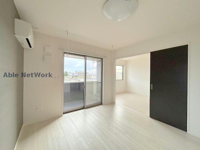 物件内観写真6　(同モデル)