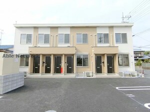 メゾン岩崎外観写真