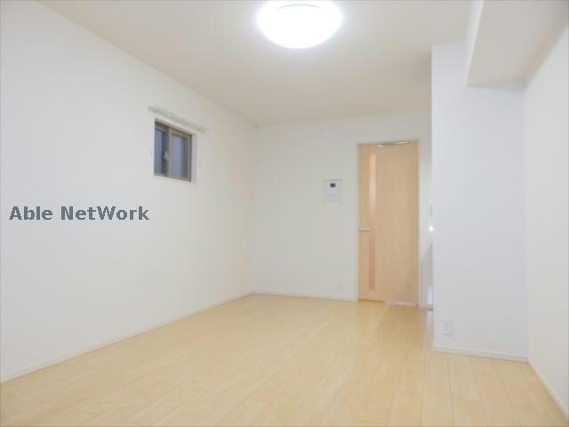 物件内観写真3　(類似タイプ)