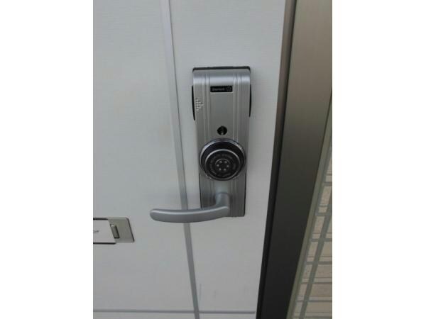 玄関回り(玄関回り)