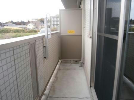 物件内観写真4　(居室)