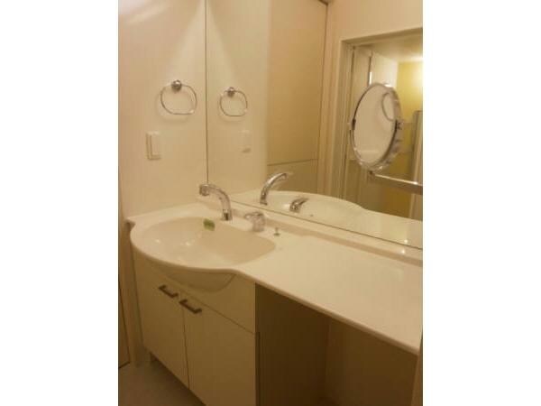 物件内観写真21　(洗面所・脱衣所)