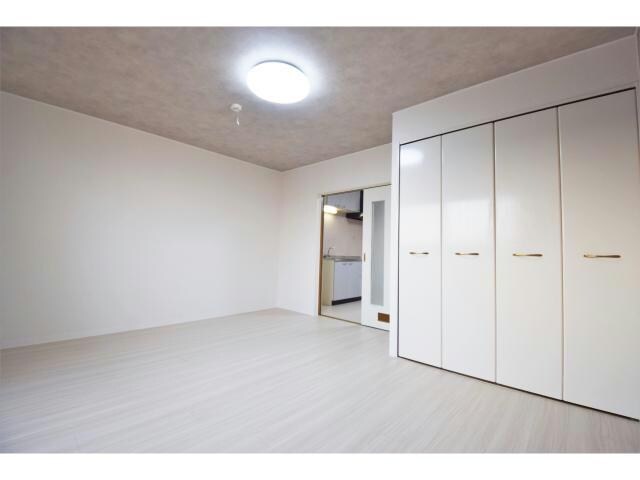 物件内観写真6　(リビング・ダイニング)