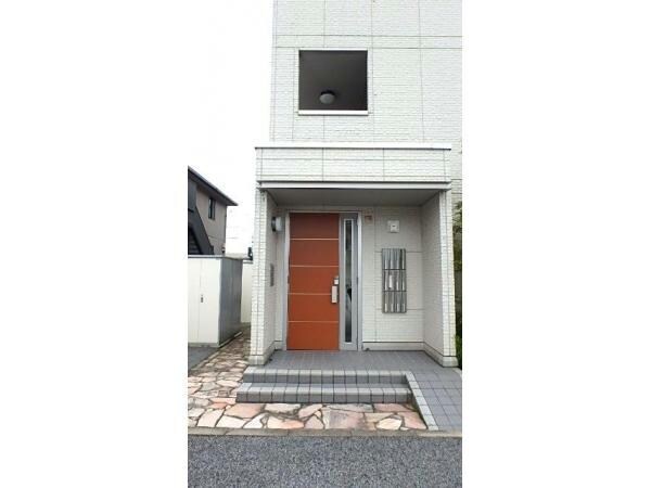 物件内観写真2　(居室)