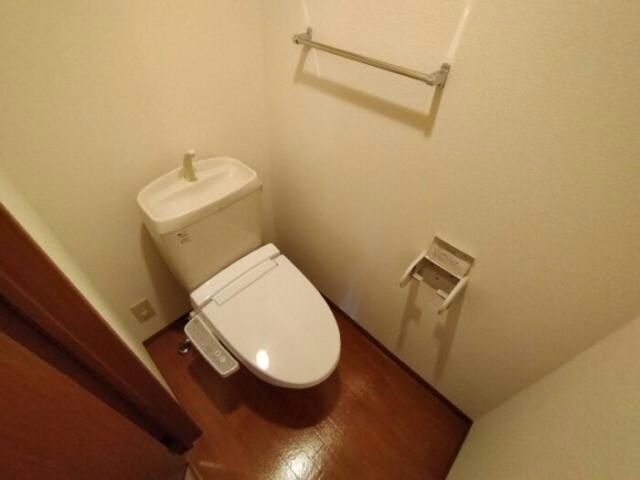 物件内観写真16　(トイレ)