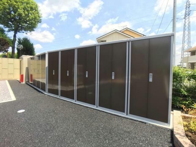 物件内観写真8　(居室)