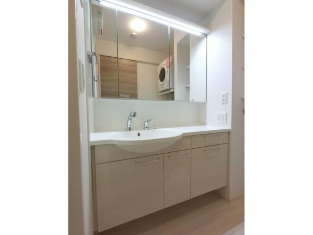 物件内観写真14　(洗面所・脱衣所)