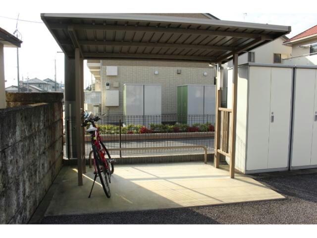 物件内観写真3　(居室)