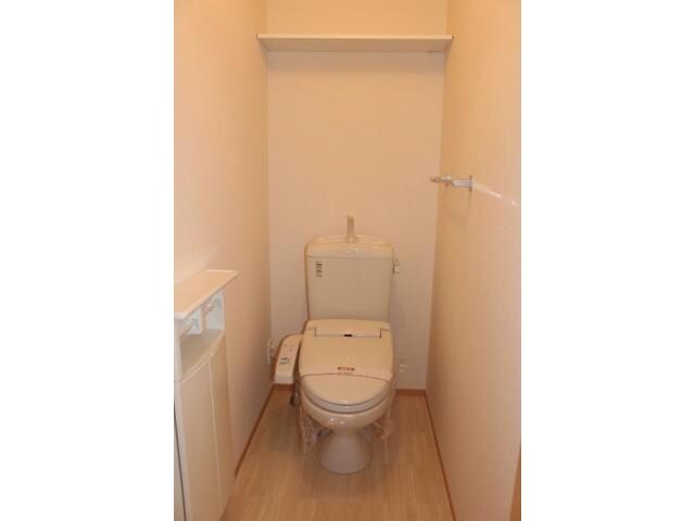 物件内観写真12　(トイレ)