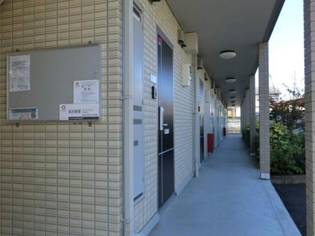 物件内観写真4　(居室)