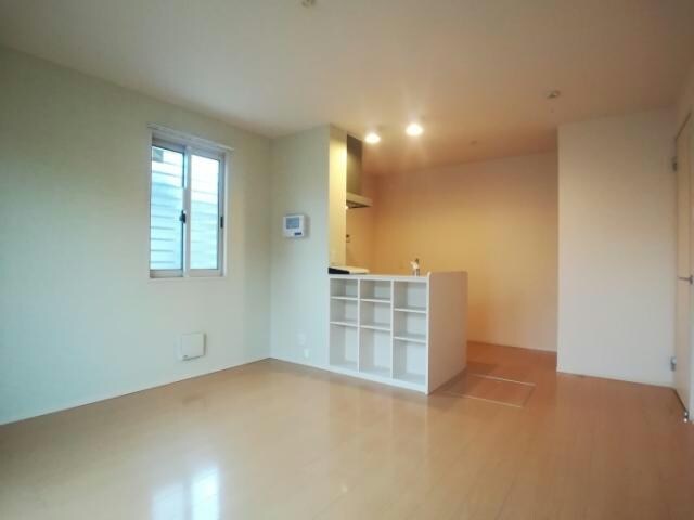 物件内観写真8　(リビング・ダイニング)