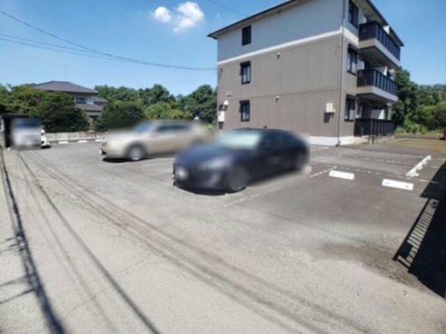 物件内観写真3　(居室)