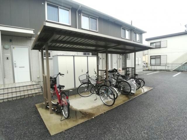 物件内観写真3　(居室)