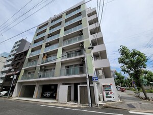 ラッフル新栄外観写真