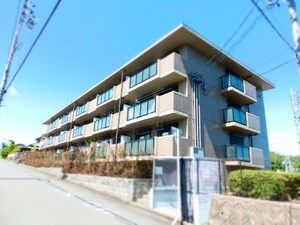 ラヴィーヌ新西方外観写真