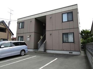 シャーメゾン新中野外観写真