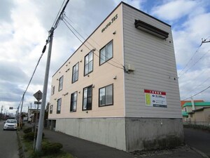 クレイドル３０３外観写真