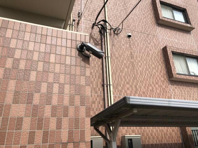 物件外観写真6　(防犯カメラ)