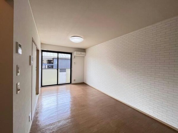 リビングダイニング