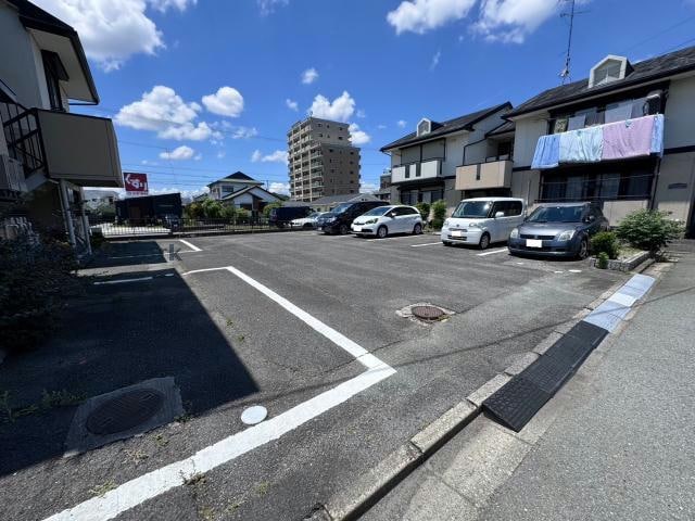 物件外観写真2　(A棟)