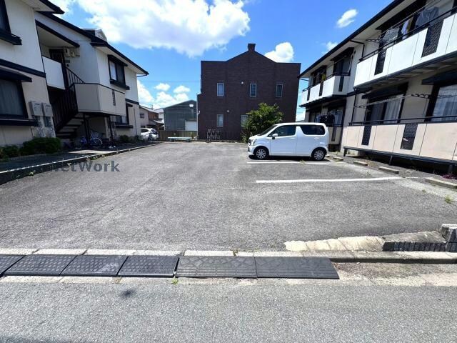 物件外観写真4　(B棟)