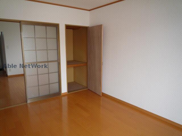 物件内観写真6　(同型タイプ)