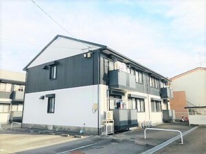 ロイヤルガーデンＣ棟外観写真