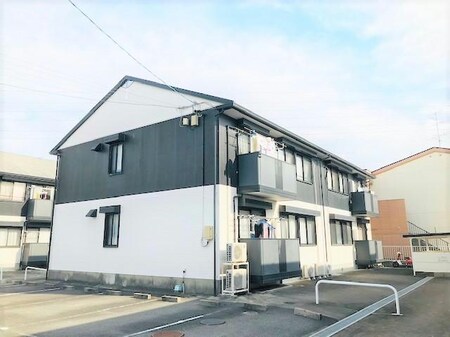 ロイヤルガーデンＣ棟外観写真