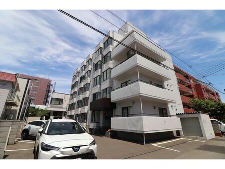 アルファシティ山鼻外観写真