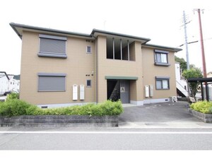 シャーメゾン高岡西Ａ外観写真