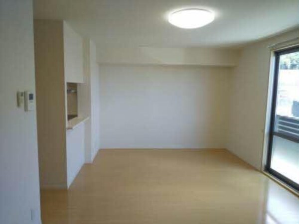 リビングダイニング