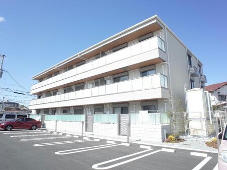 オカバ姫路岡町シャーメゾンA外観写真