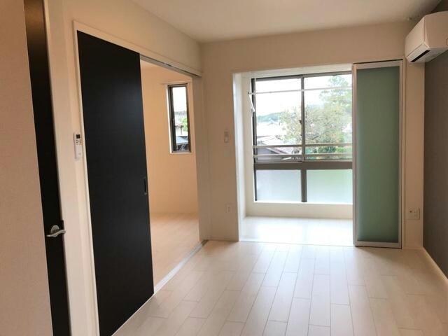 物件内観写真3　(リビング(イメージ))