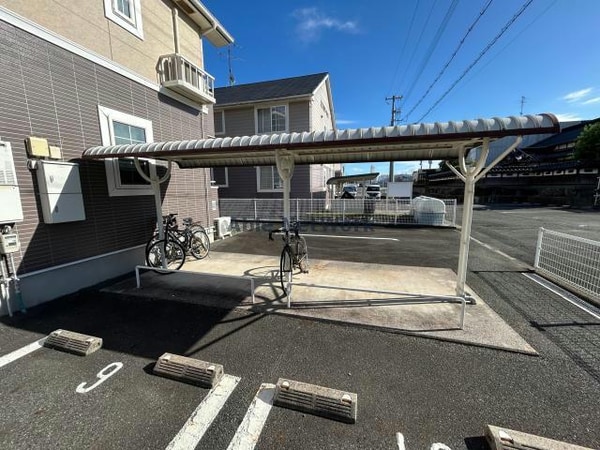 駐輪場