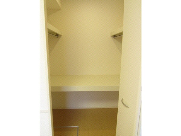 物件内観写真11　(収納)