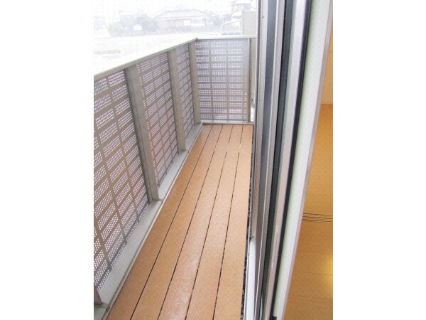 物件内観写真12　(ベランダ)