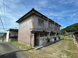 岡部アパート外観写真