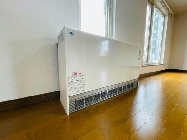 空調設備(蓄熱暖房機)