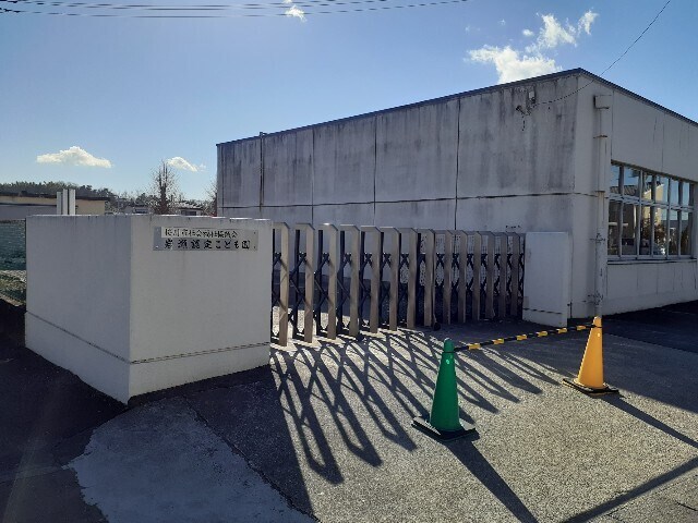 物件内観写真14　(岩瀬認定こども園まで350m)