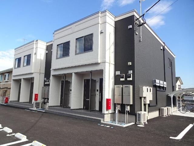 物件外観写真3　(外観写真（昼）)