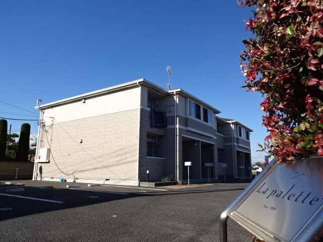 物件外観写真1　(外観写真（昼）)