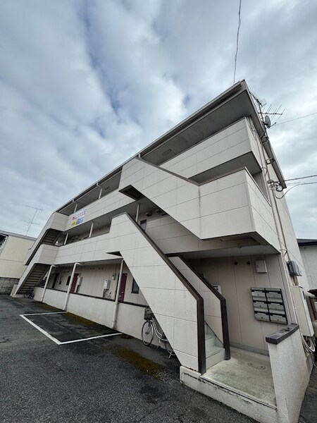 小石川ハイツ外観写真