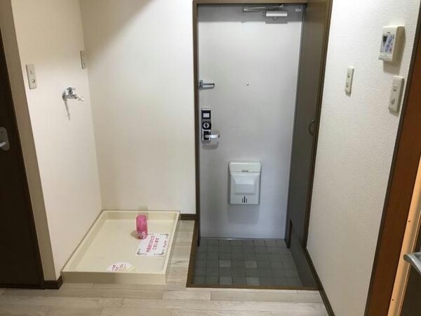 玄関回り