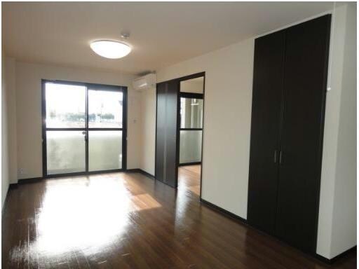 リビングダイニング