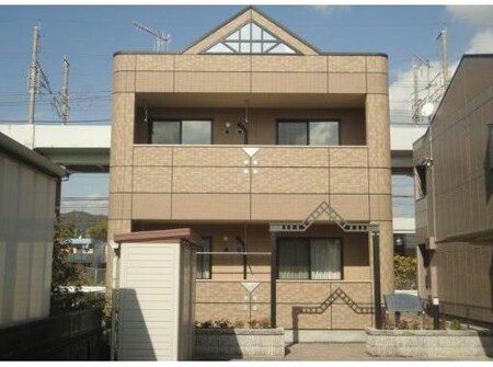 サンローズ（東深津）外観写真