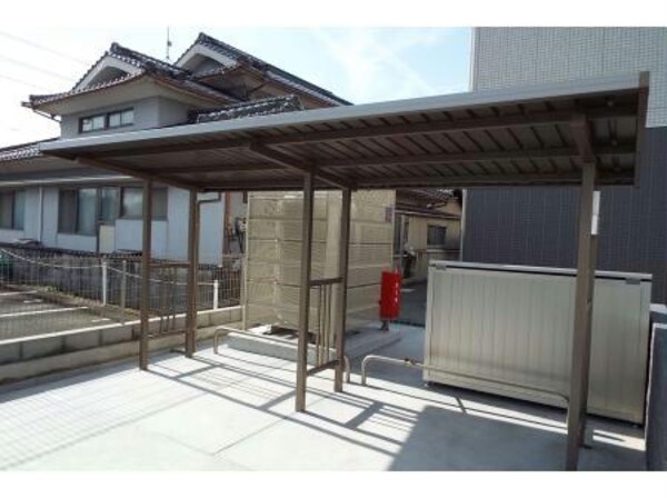 駐輪場