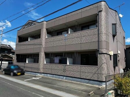 グランシャリオ（大門町）外観写真